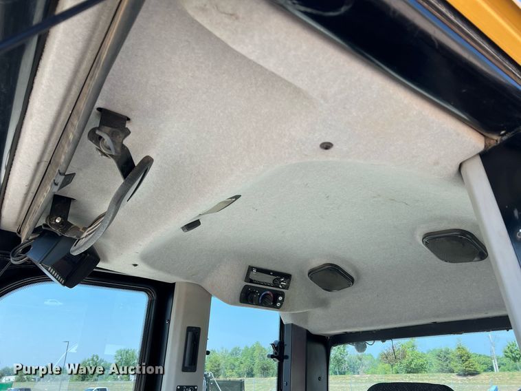 image for item II9244 2016 Caterpillar 963K  track loader