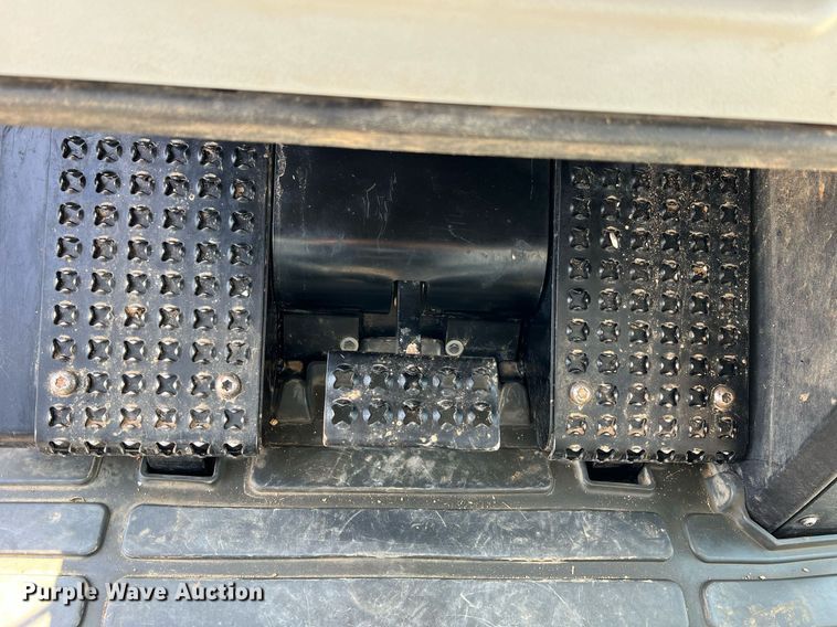 image for item II9244 2016 Caterpillar 963K  track loader