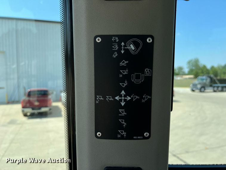 image for item II9244 2016 Caterpillar 963K  track loader