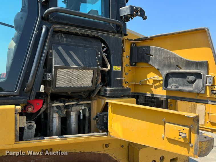 image for item II9244 2016 Caterpillar 963K  track loader