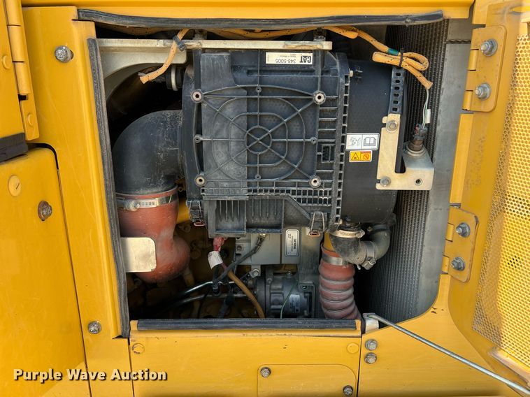 image for item II9244 2016 Caterpillar 963K  track loader