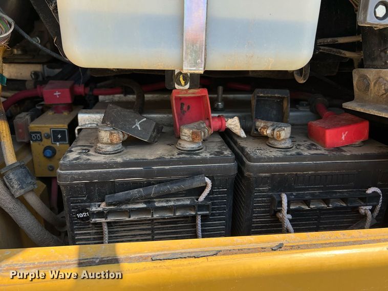 image for item II9244 2016 Caterpillar 963K  track loader