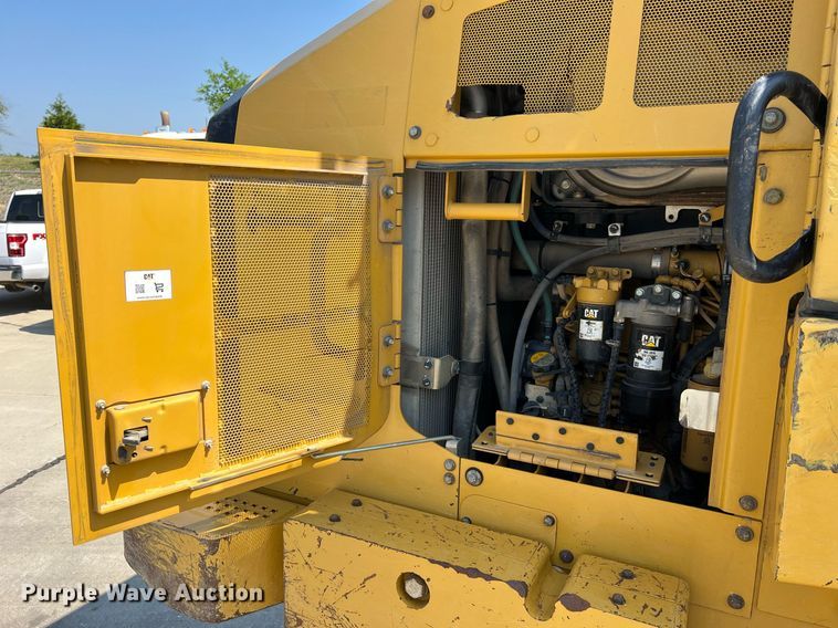 image for item II9244 2016 Caterpillar 963K  track loader