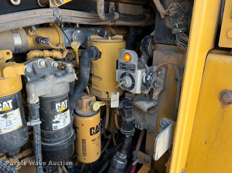 image for item II9244 2016 Caterpillar 963K  track loader