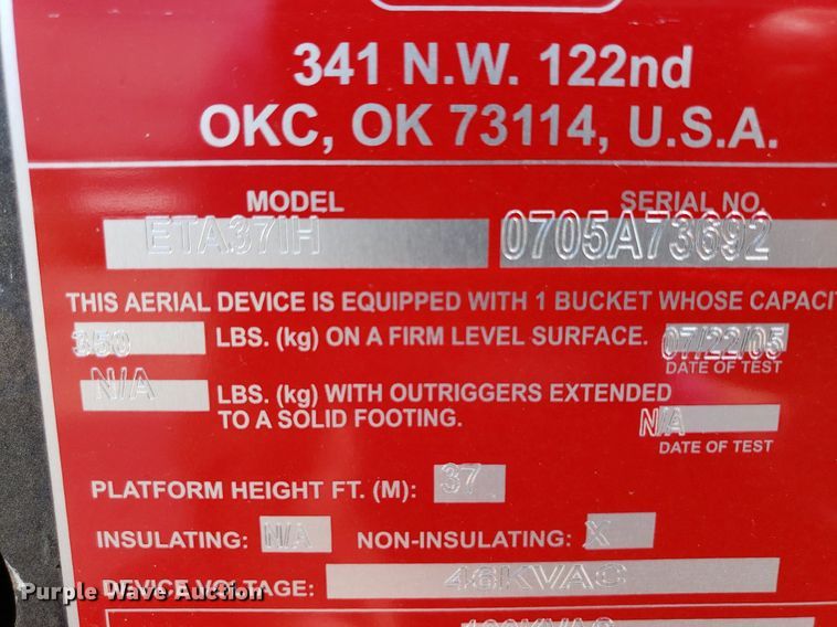 image for item IP9382 2005 Ford F450 Super Duty  bucket truck