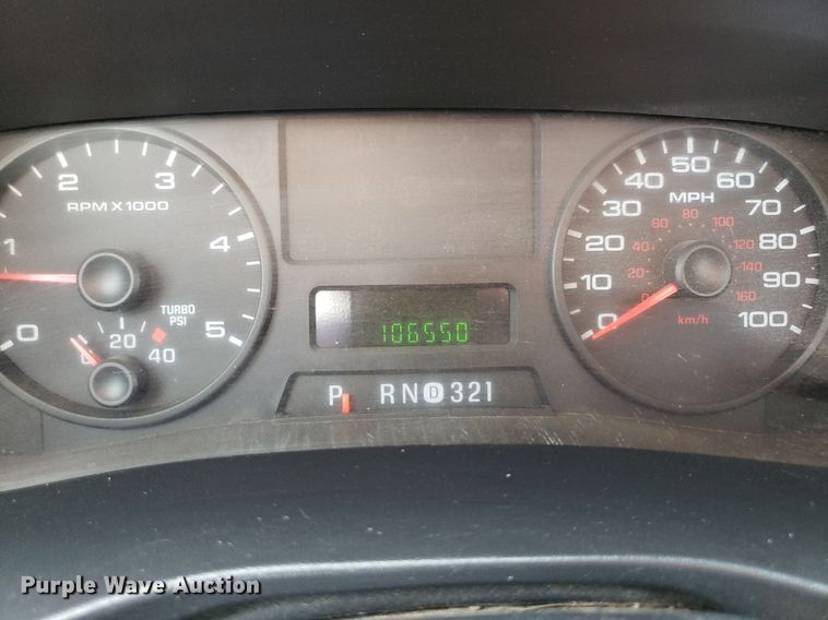 image for item IP9382 2005 Ford F450 Super Duty  bucket truck