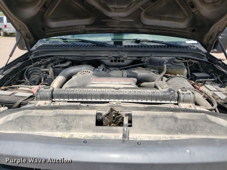 image for item IP9382 2005 Ford F450 Super Duty  bucket truck