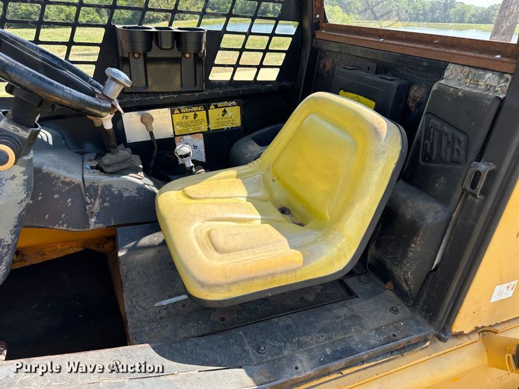 image for item JC9984 2000 JCB Loadall 520  telehandler