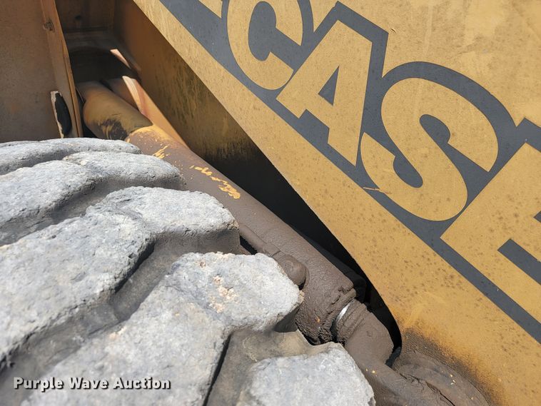 image for item JL9315 1997 Case 621B  wheel loader