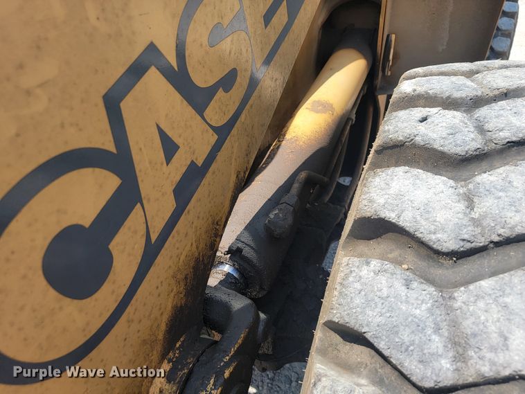 image for item JL9315 1997 Case 621B  wheel loader