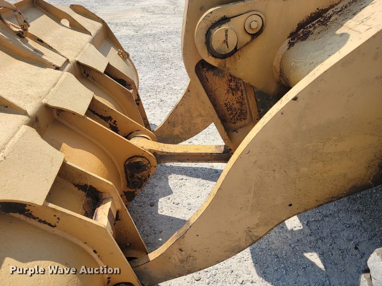 image for item JL9315 1997 Case 621B  wheel loader