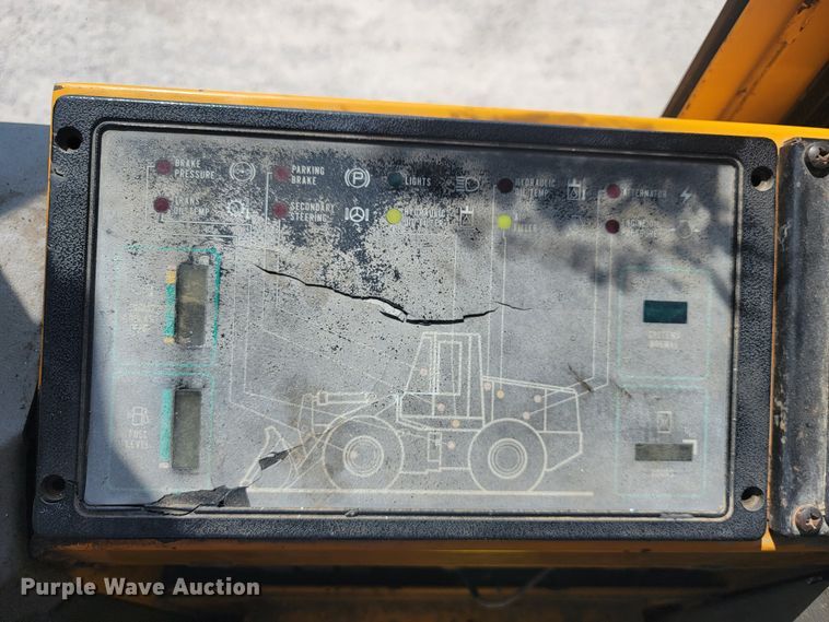 image for item JL9315 1997 Case 621B  wheel loader