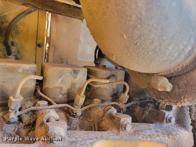 image for item JL9315 1997 Case 621B  wheel loader