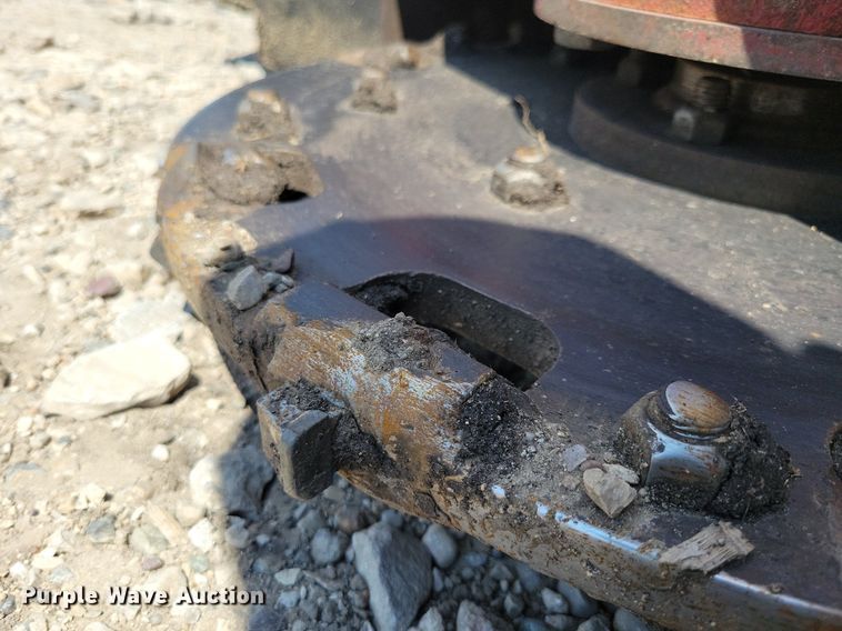 image for item JO9268 Shaver SC-30H  skid steer stump grinder