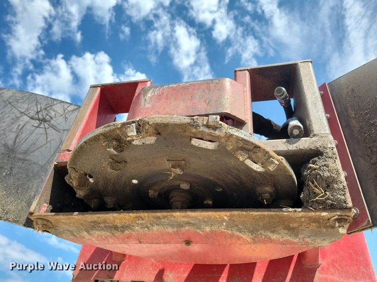 image for item JO9268 Shaver SC-30H  skid steer stump grinder