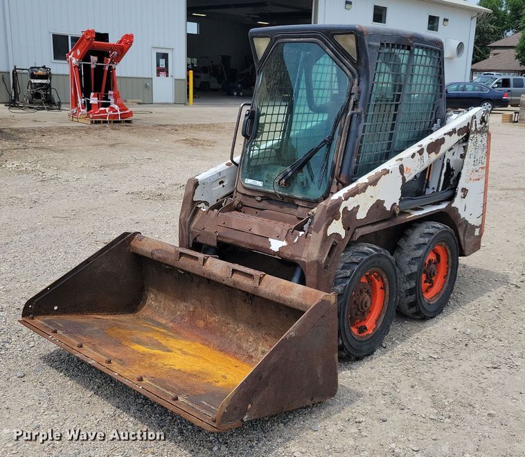image for item JO9282 2009 Bobcat S100  skid steer loader