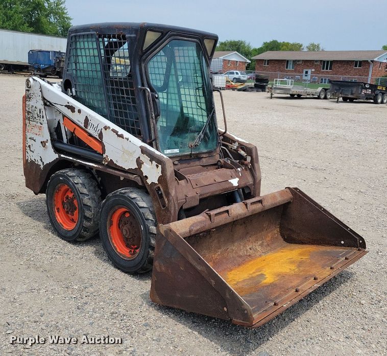 image for item JO9282 2009 Bobcat S100  skid steer loader