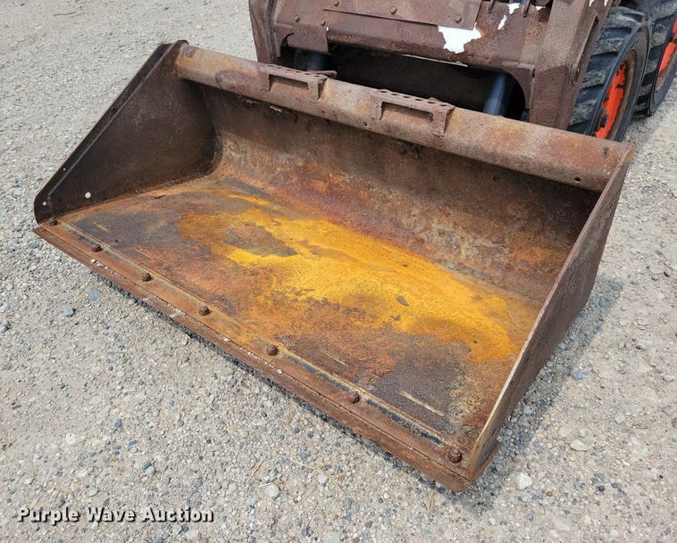 image for item JO9282 2009 Bobcat S100  skid steer loader