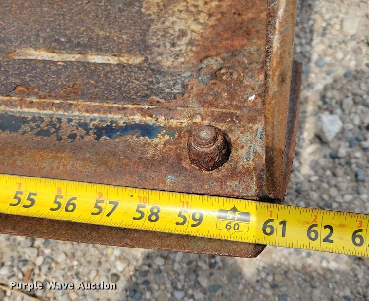 image for item JO9282 2009 Bobcat S100  skid steer loader