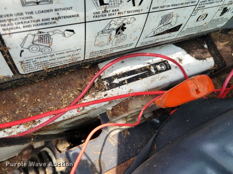 image for item JO9282 2009 Bobcat S100  skid steer loader