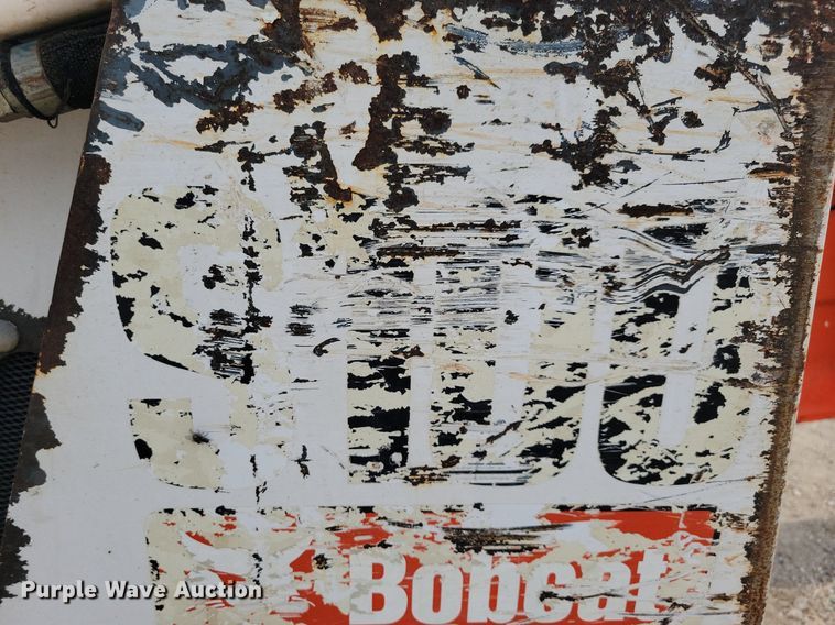 image for item JO9282 2009 Bobcat S100  skid steer loader
