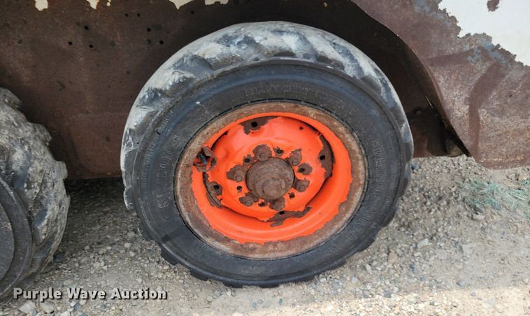 image for item JO9282 2009 Bobcat S100  skid steer loader