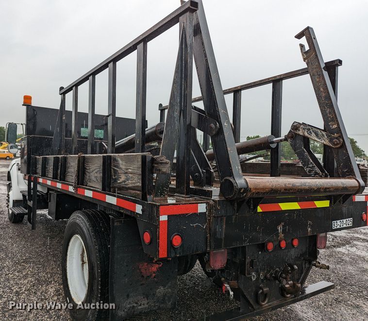 image for item KB9425 2006 Ford F750  reel truck