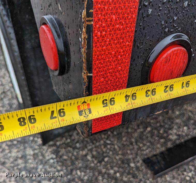 image for item KB9425 2006 Ford F750  reel truck