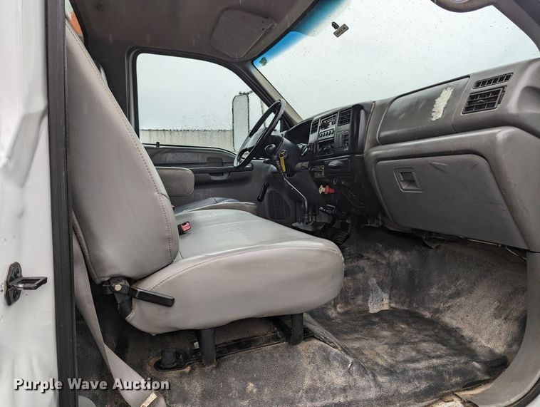 image for item KB9425 2006 Ford F750  reel truck