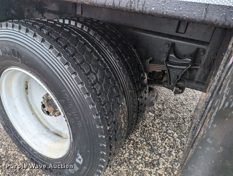 image for item KB9425 2006 Ford F750  reel truck