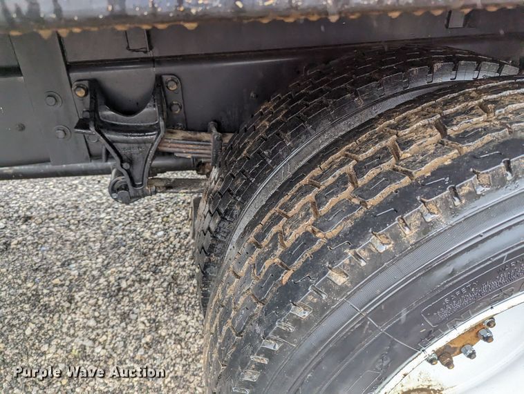 image for item KB9425 2006 Ford F750  reel truck