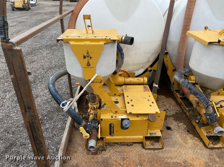 image for item KB9441 2000 Kenworth T800B  flatbed truck