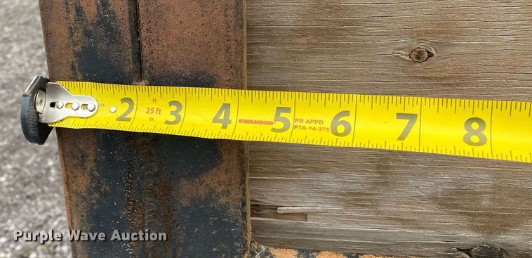 image for item KB9441 2000 Kenworth T800B  flatbed truck