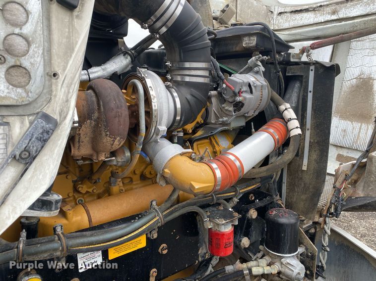 image for item KB9441 2000 Kenworth T800B  flatbed truck