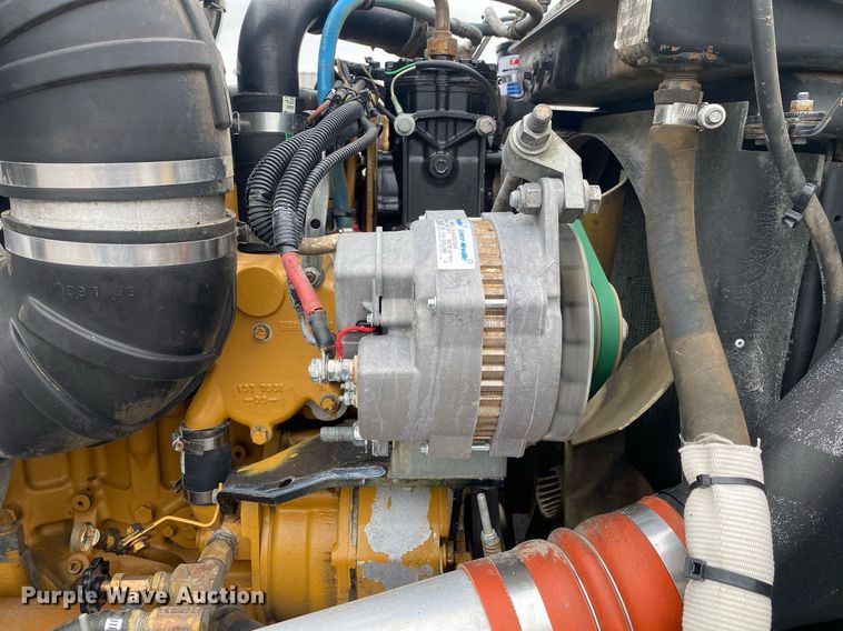 image for item KB9441 2000 Kenworth T800B  flatbed truck