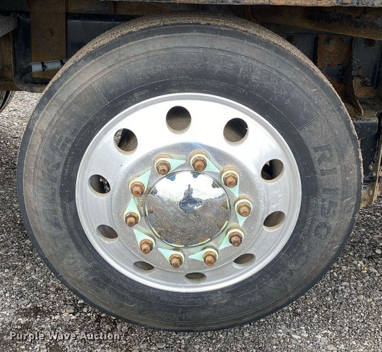 image for item KB9441 2000 Kenworth T800B  flatbed truck