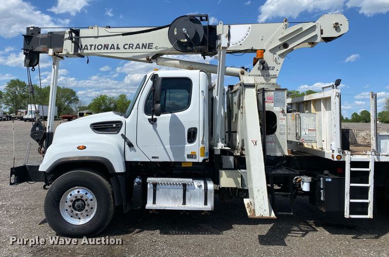 image for item KB9462 2012 Freightliner 114SD  crane truck