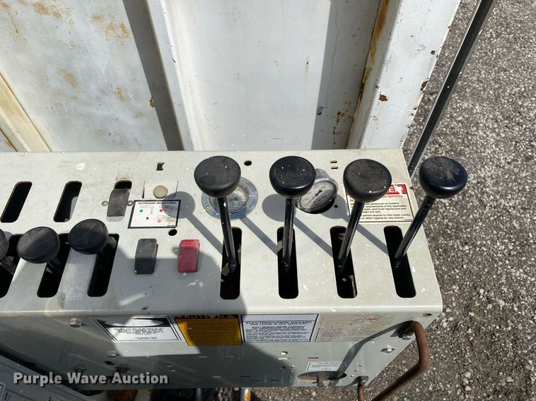 image for item KB9462 2012 Freightliner 114SD  crane truck