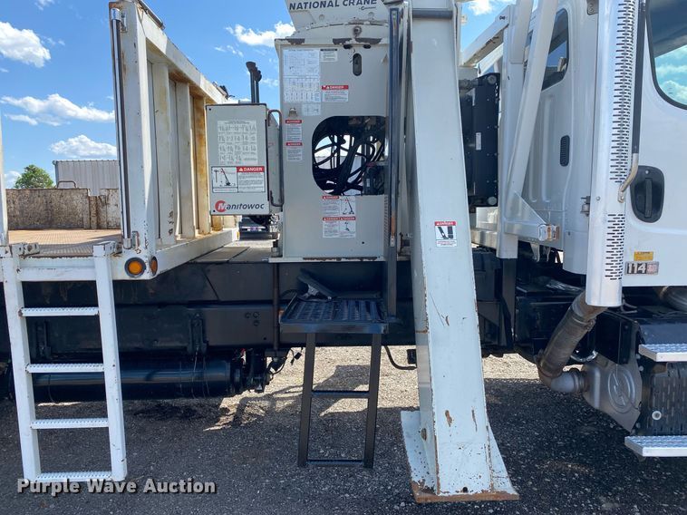 image for item KB9462 2012 Freightliner 114SD  crane truck