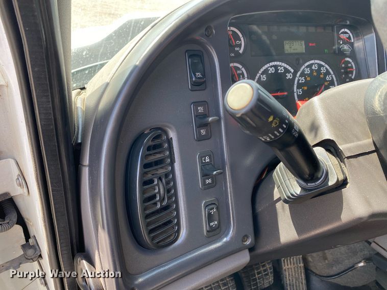 image for item KB9462 2012 Freightliner 114SD  crane truck