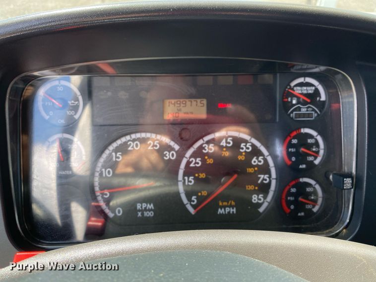 image for item KB9462 2012 Freightliner 114SD  crane truck