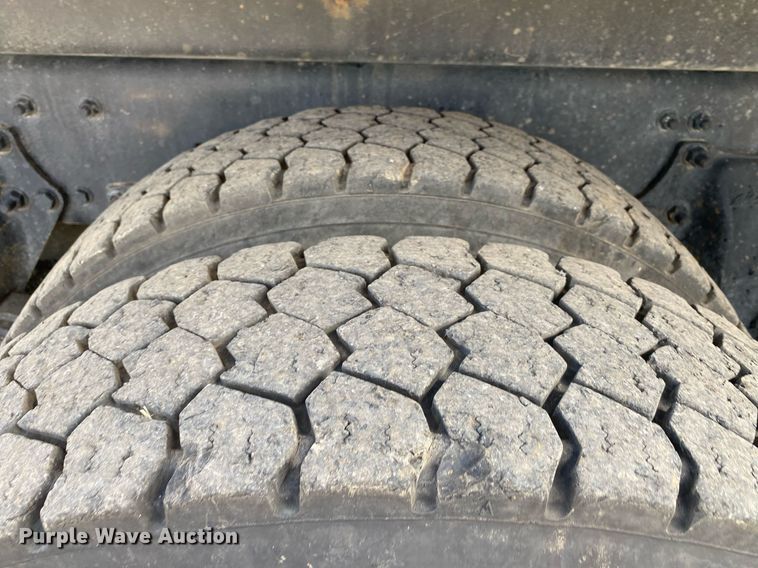 image for item KB9462 2012 Freightliner 114SD  crane truck