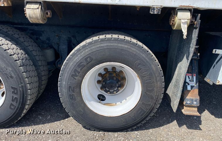 image for item KB9462 2012 Freightliner 114SD  crane truck