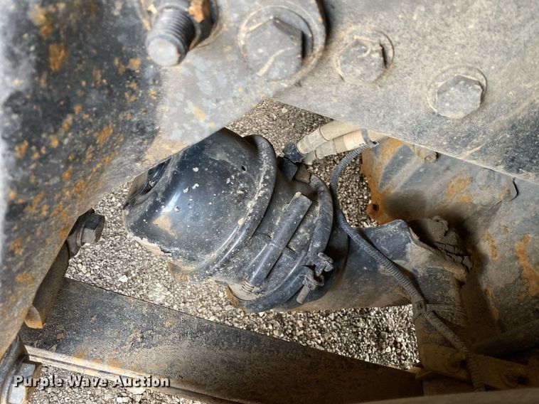 image for item KB9462 2012 Freightliner 114SD  crane truck