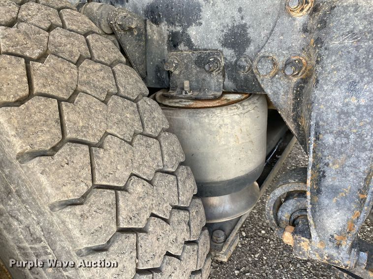 image for item KB9462 2012 Freightliner 114SD  crane truck