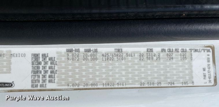 image for item KB9462 2012 Freightliner 114SD  crane truck