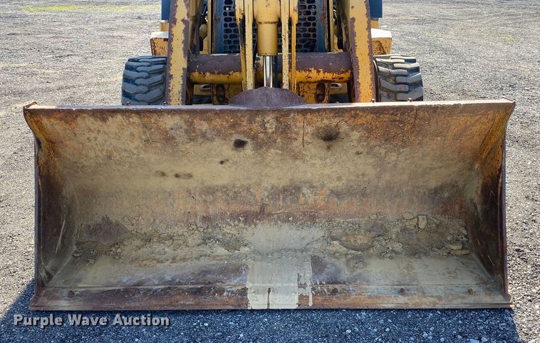 image for item KB9482 2002 John Deere 310G  backhoe