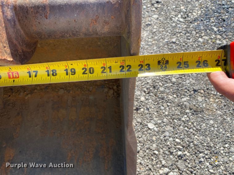 image for item KB9482 2002 John Deere 310G  backhoe