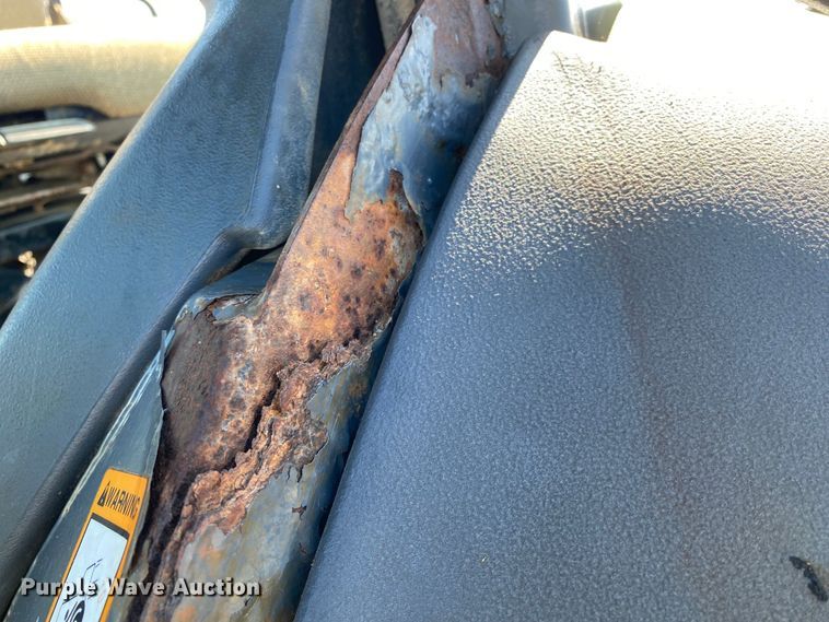 image for item KB9482 2002 John Deere 310G  backhoe