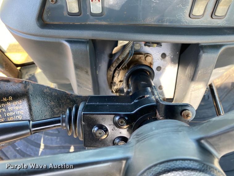 image for item KB9482 2002 John Deere 310G  backhoe